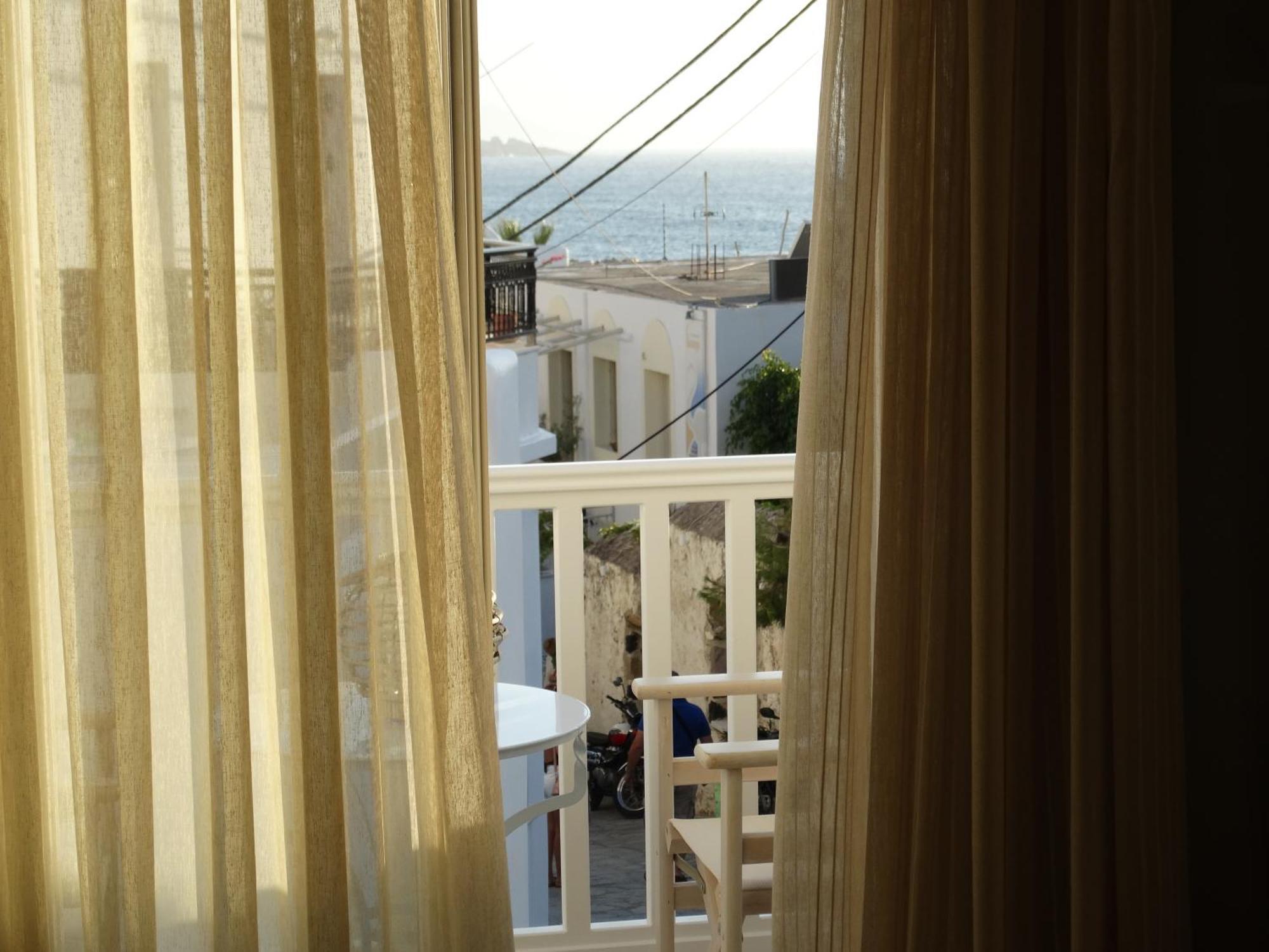 ホテル アナッサ スイーツ Naxos City 部屋 写真